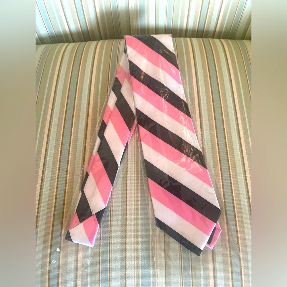 ALEXANDER LOGAN NECKWEAR BLACK, PINK & WHITE STRIPED NECKTIE 👔 NWOT